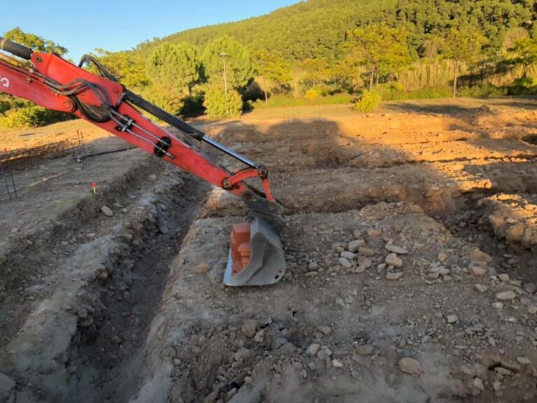 Argelès-sur-Mer, Pyrénées-Orientales, maçonnerie extérieure, 66, MV Constructions, sur mesure, construction de maison, maison neuve, maçonnerie, villa, travaux, gros œuvre, permis de construire, aménagement extérieur, maçonnerie paysagère