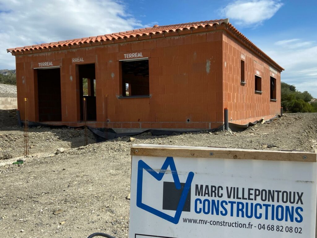 Argelès-sur-Mer, côte vermeille, MV Constructions, Pyrénées-Orientales, construction de maison, villa contemporaine, gros œuvre, travaux de maçonnerie, sur mesure, aménagement extérieur, terrain